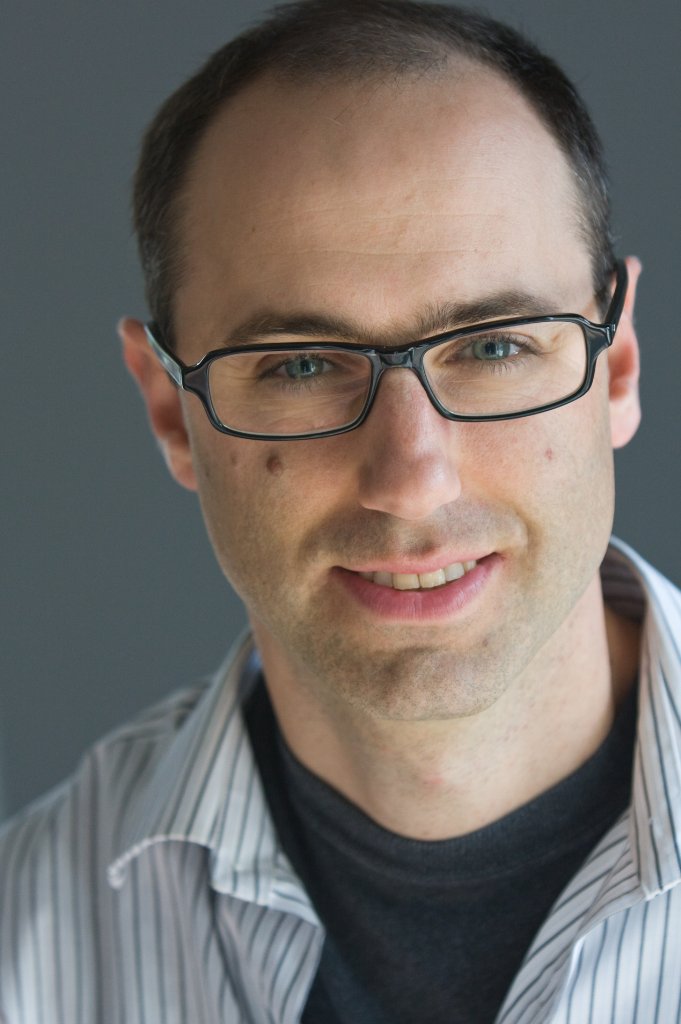 Фото - Алекс Манугян: 681x1024 / 80 Кб