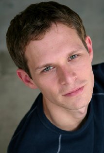 Фото - Нэйтан Мобли: 214x314 / 10.49 Кб