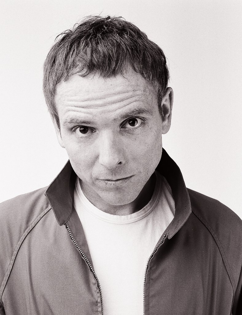 Фото - Стюарт Мердок: 788x1024 / 175 Кб