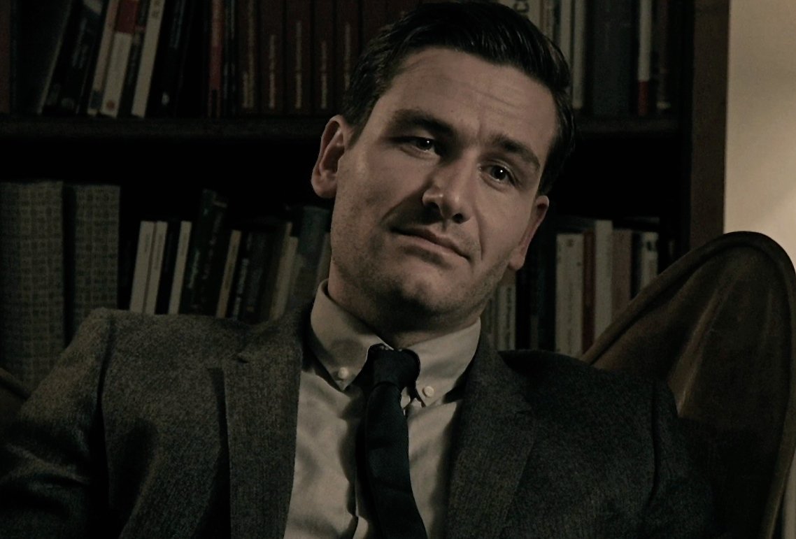 Фото - Майкл Эпп: 1138x771 / 99 Кб