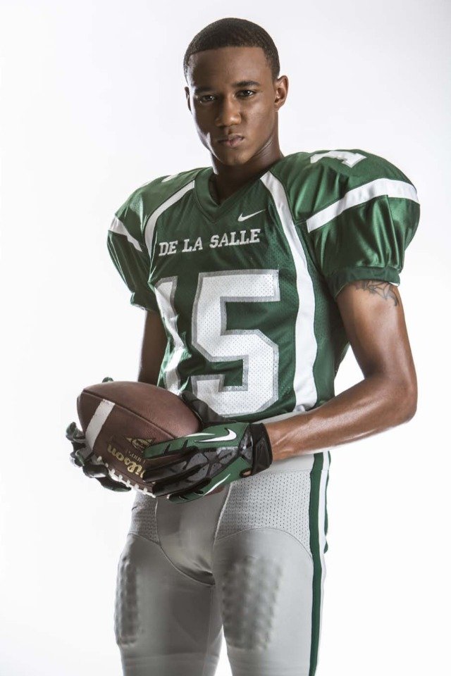 Фото - Джесси Ашер: 640x960 / 76 Кб