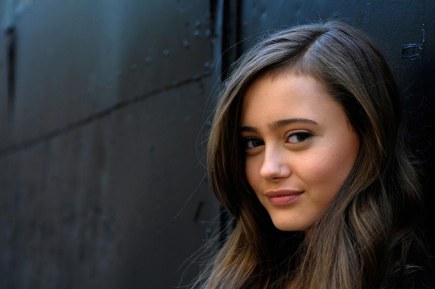 Фото - Элла Пернелл: 435x289 / 20.79 Кб