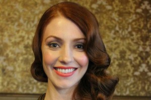 Фото - Элис Янсен: 300x200 / 16.91 Кб