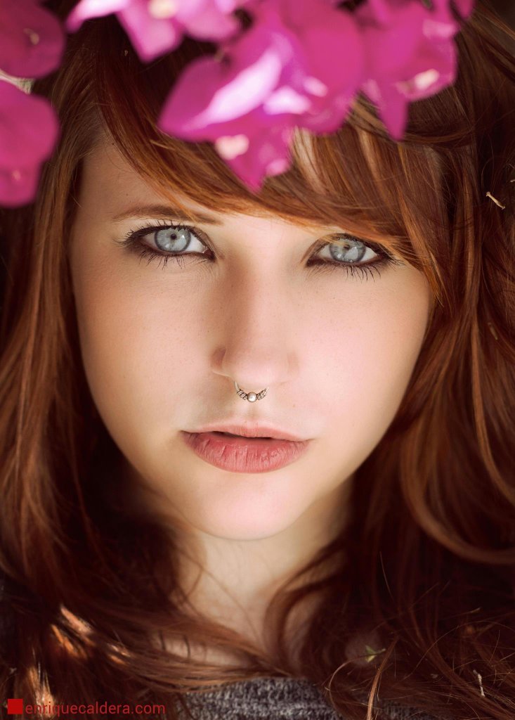 Фото - Николь Эллиотт: 733x1024 / 100 Кб