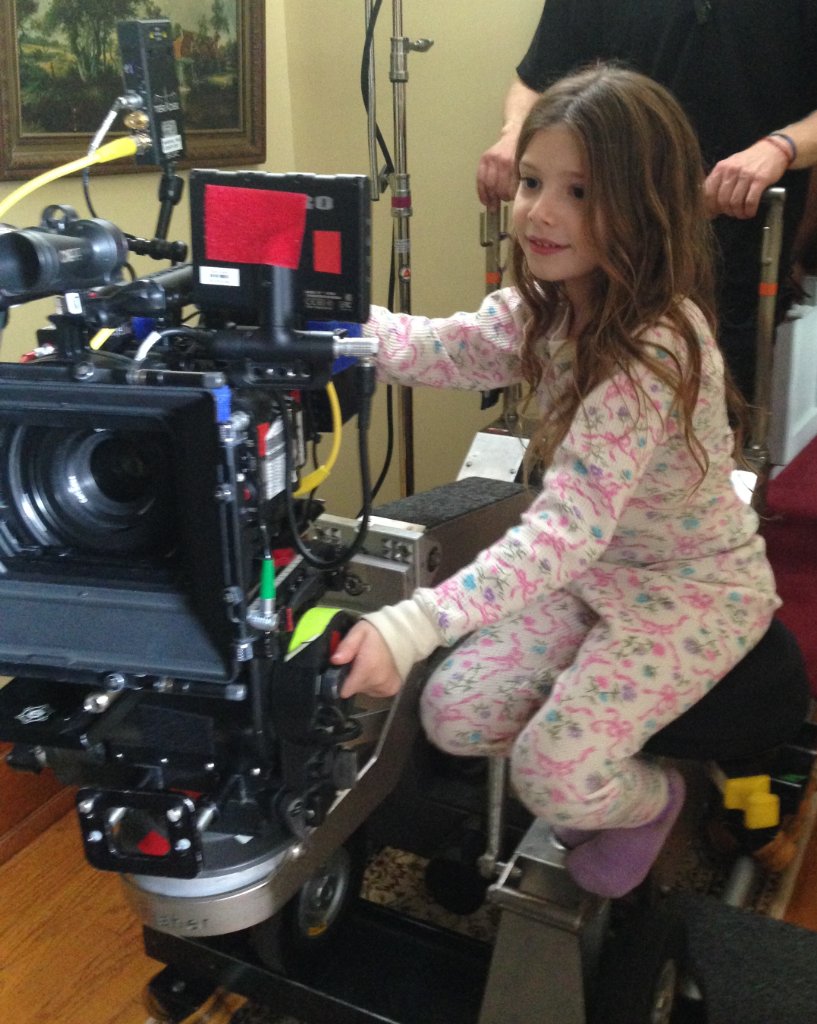 Фото - Макензи Мосс: 817x1024 / 151 Кб