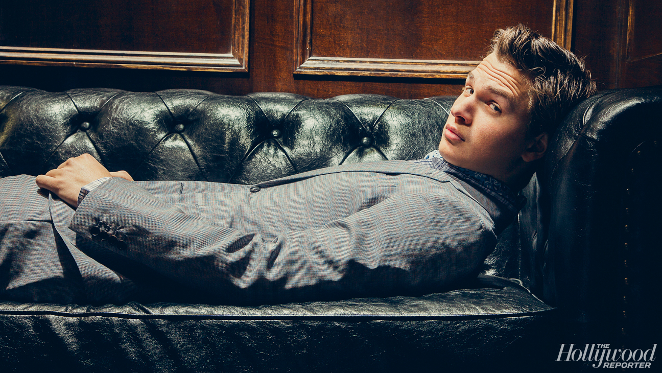 Фото - Энсел Элгорт: 1296x730 / 1163.06 Кб