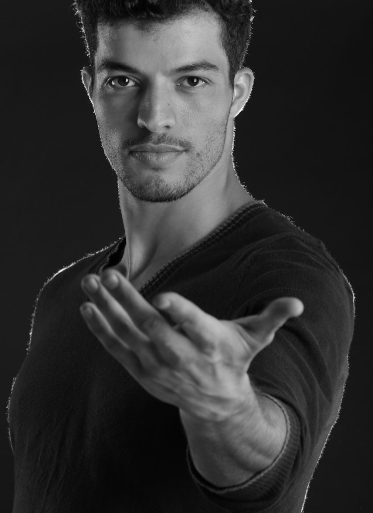 Фото - Джавад Эль Берни: 744x1024 / 70 Кб