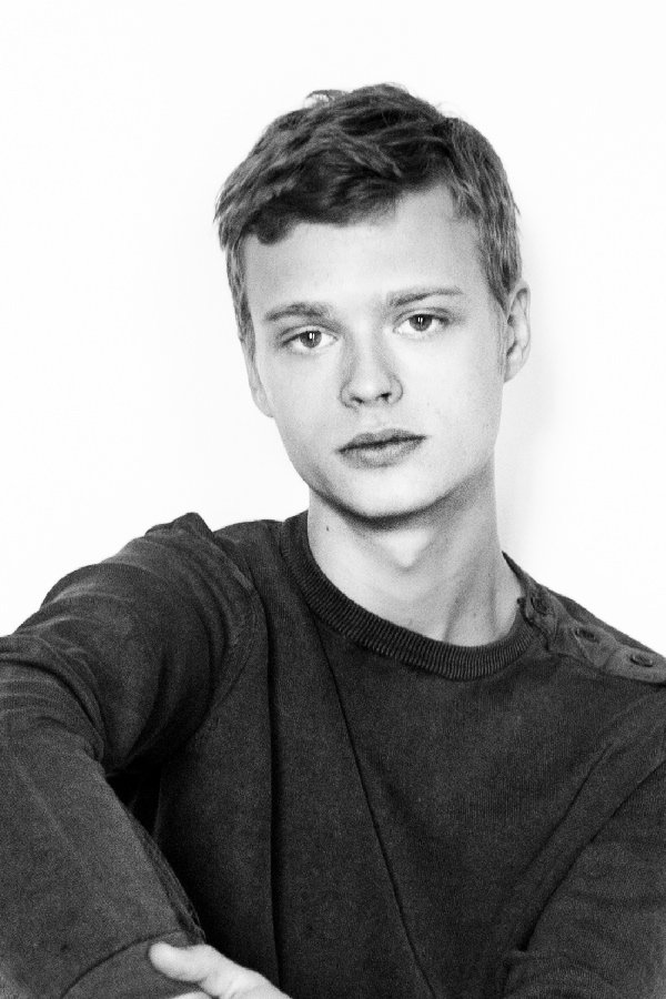 Фото - Эдвин Эндре: 600x900 / 84 Кб