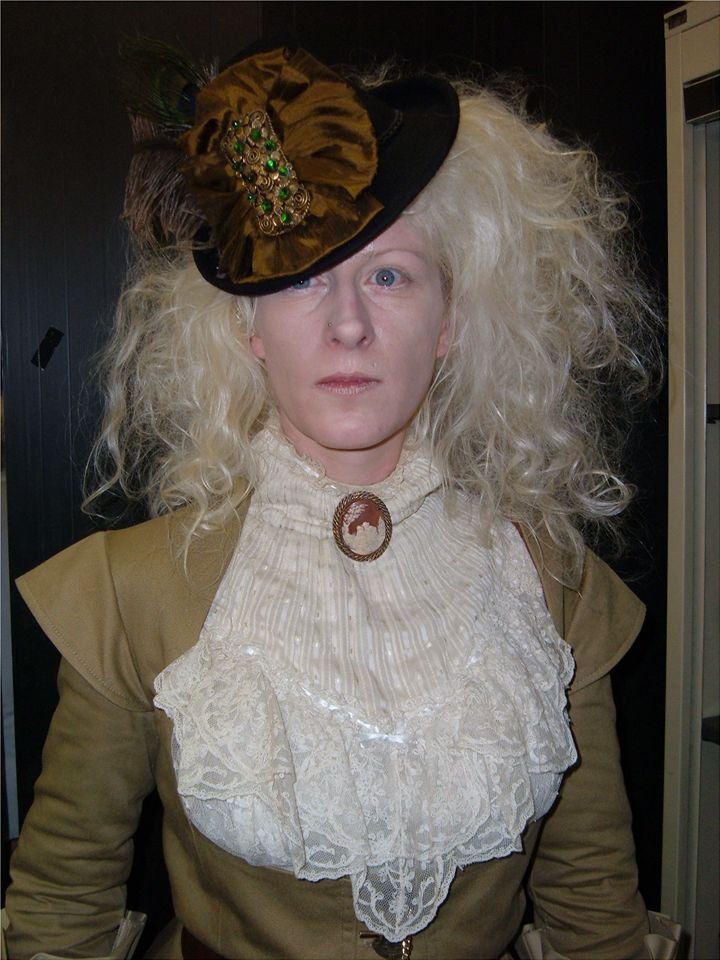 Фото - Клер Гризли: 720x960 / 113 Кб