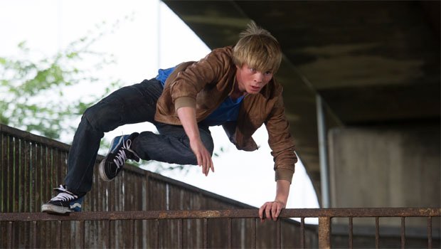 Фото - Сэм Страйк: 620x350 / 35 Кб