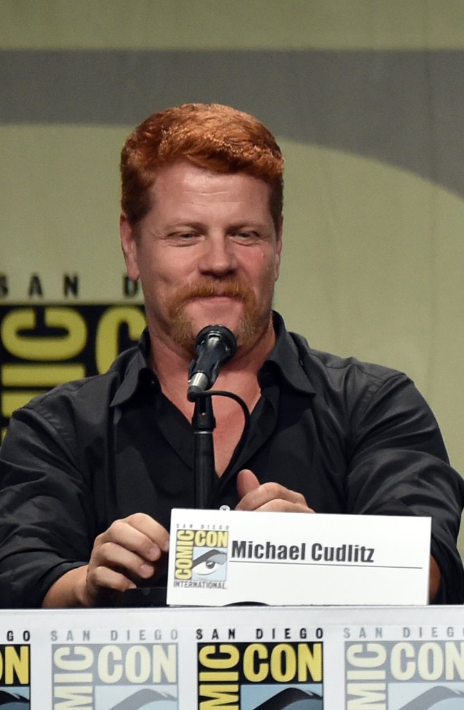 Фото - Майкл Кудлиц: 669x1024 / 97 Кб