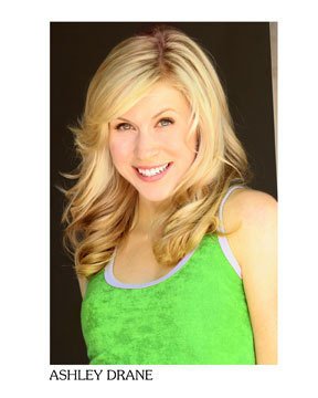 Фото - Эшли Экштейн: 288x360 / 18 Кб