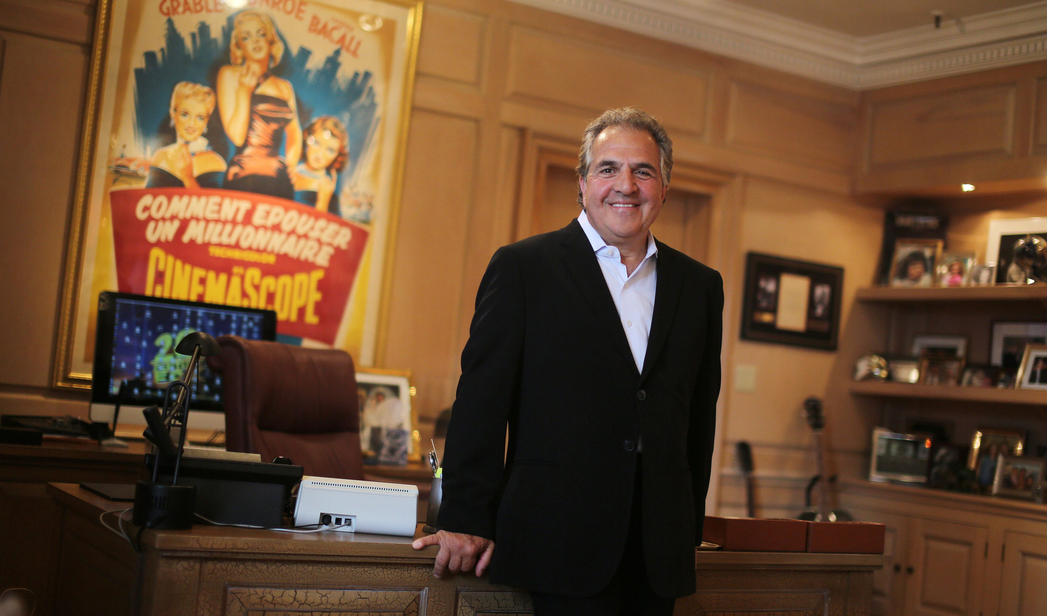 Фото - Джеймс Джианопулос: 2048x1205 / 389.59 Кб