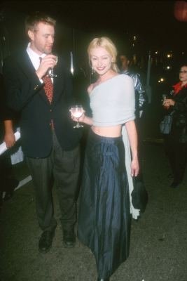 Фото - Порша де Росси: 267x400 / 17 Кб