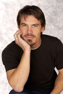 Фото - Джош Бролин: 267x400 / 21 Кб