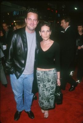 Фото - Мэттью Перри: 270x400 / 19 Кб