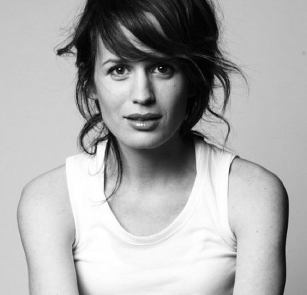 Фото - Элизабет Ризер: 433x417 / 24 Кб