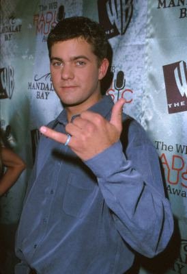 Фото - Джошуа Джексон: 274x400 / 22 Кб