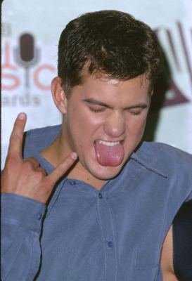 Фото - Джошуа Джексон: 273x400 / 19 Кб