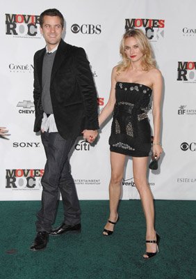 Фото - Джошуа Джексон: 282x400 / 26 Кб