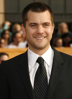 Фото - Джошуа Джексон: 292x400 / 21 Кб