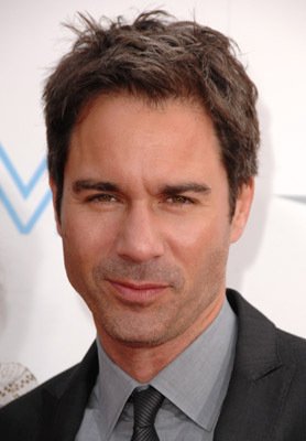 Фото - Эрик МакКормак : 278x400 / 19 Кб