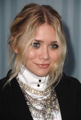 Фото - Эшли Олсен: 271x400 / 24 Кб