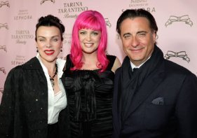 Фото - Деби Мейзар: 281x197 / 14 Кб