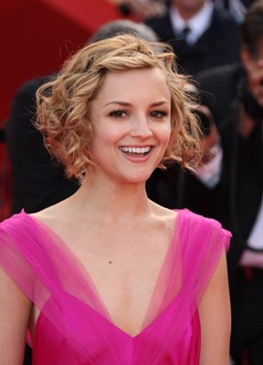 Фото - Рейчел Ли Кук: 288x400 / 21 Кб