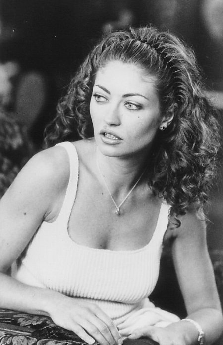 Фото - Ребекка Гэйхарт: 450x694 / 55 Кб