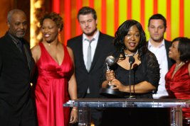 Фото - Шонда Раймс: 267x178 / 15 Кб