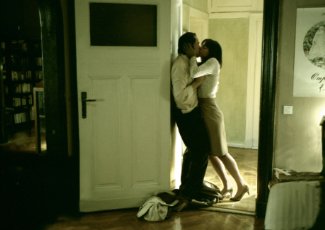 Фото - Мартина Гедек: 325x230 / 15 Кб