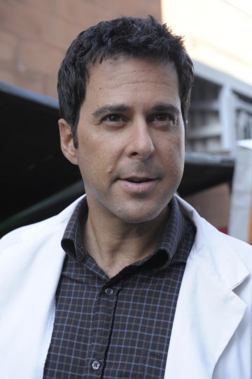 Фото - Джонатан Силверман: 360x540 / 31 Кб