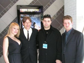 Фото - Криспин Гловер: 338x254 / 21 Кб