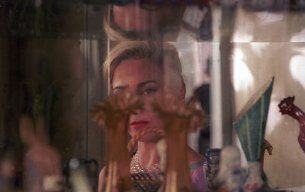 Фото - Натали Дисента: 305x192 / 11 Кб