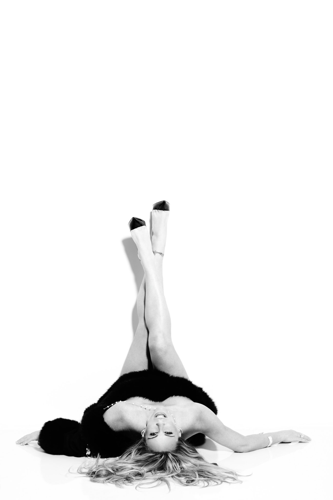 Фото - Тоуни Китаен: 1365x2048 / 109 Кб