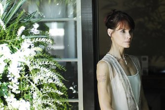 Фото - Александра Пол: 334x223 / 24 Кб