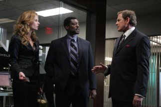 Фото - Имонн Уолкер: 323x215 / 15 Кб