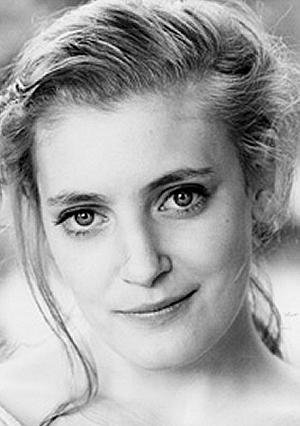 Фото - Стэйси Харт: 300x426 / 28 Кб