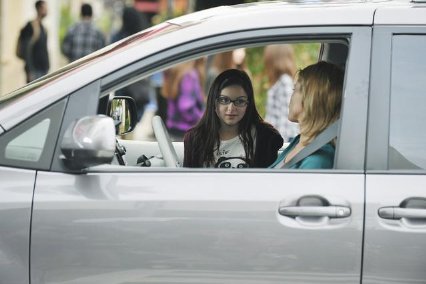 Фото - Джули Боуэн: 426x284 / 24 Кб