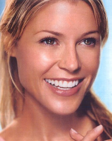 Фото - Джули Боуэн: 381x478 / 32 Кб