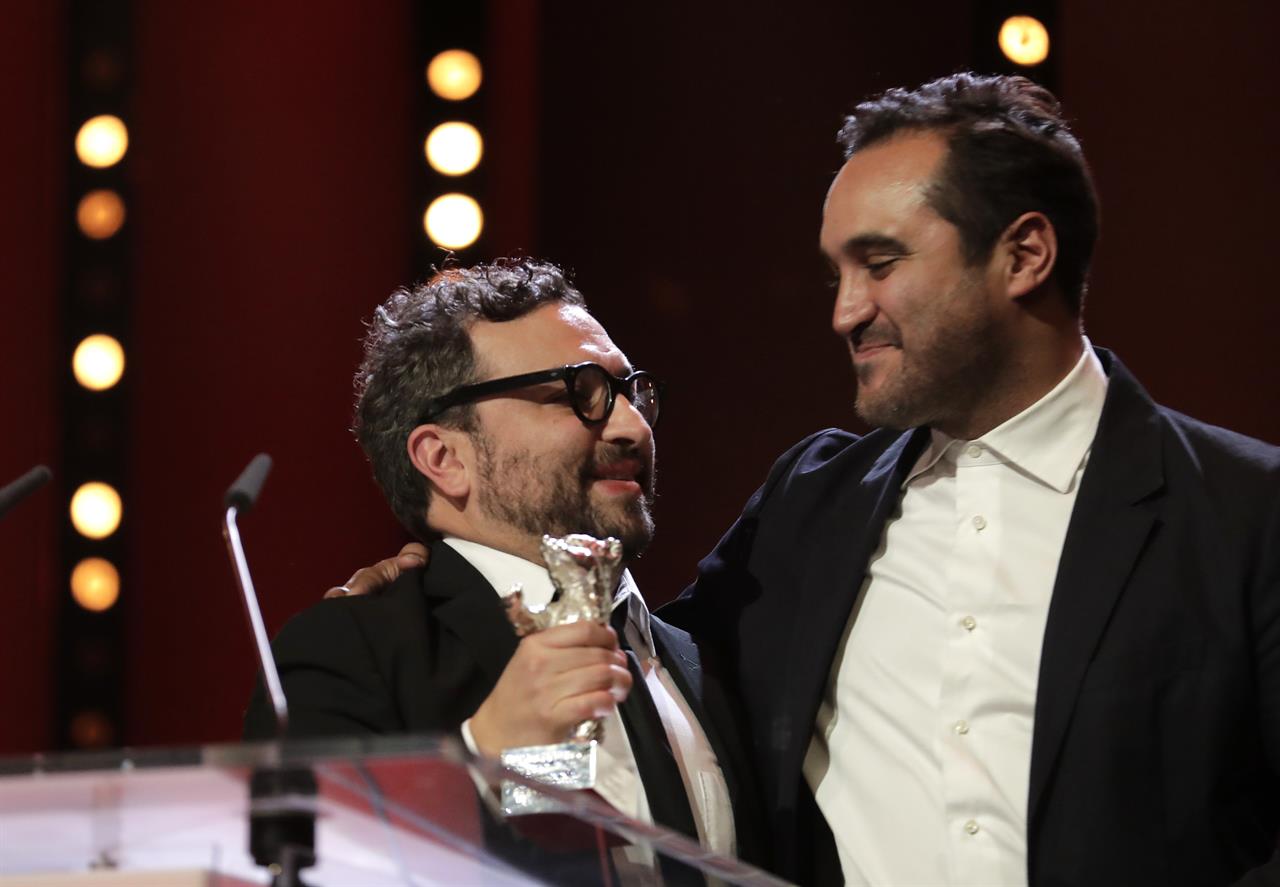 Фото - Алонсо Руис Палашиос: 1280x887 / 74.28 Кб