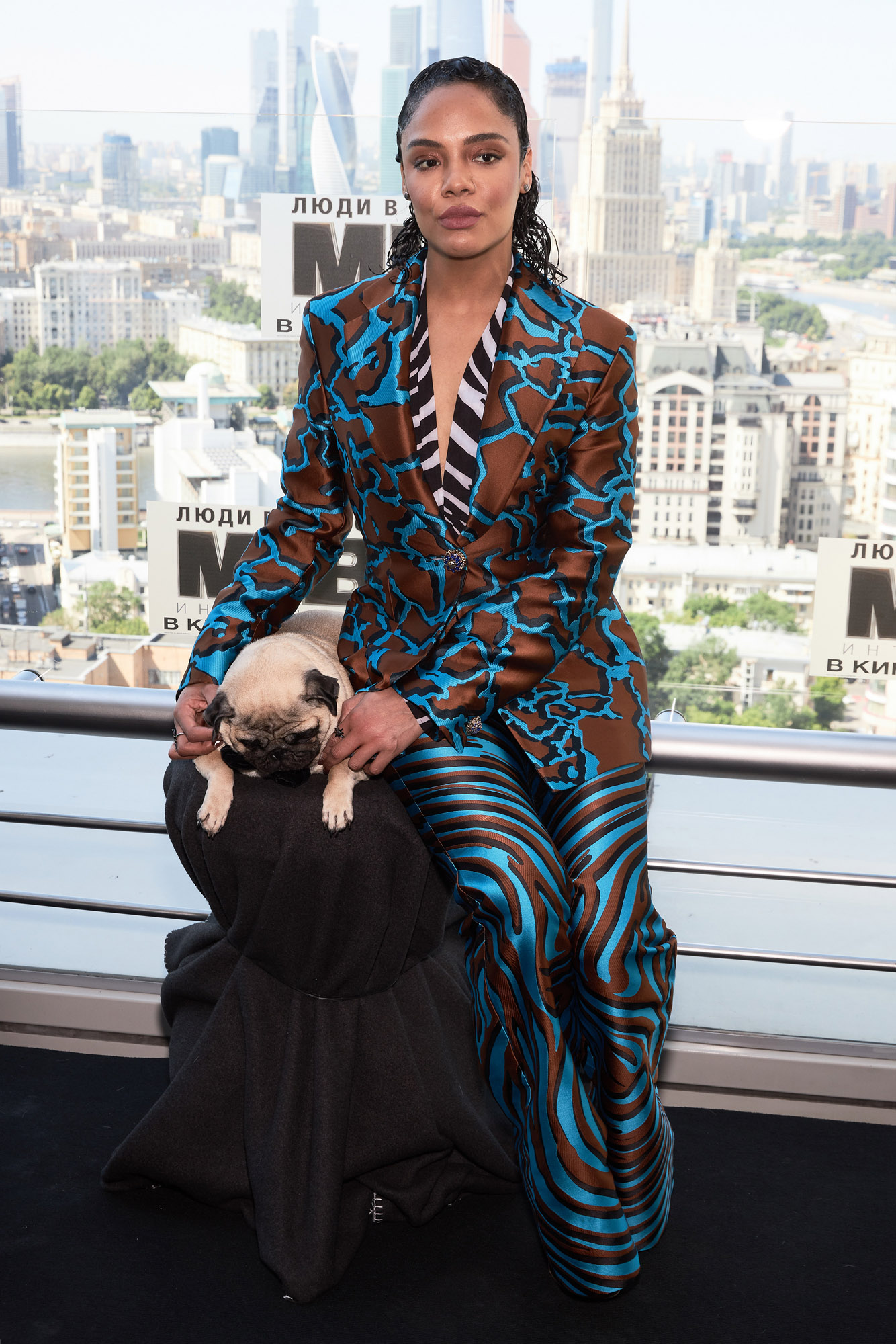 Фото - Тесса Томпсон: 1334x2000 / 581.95 Кб