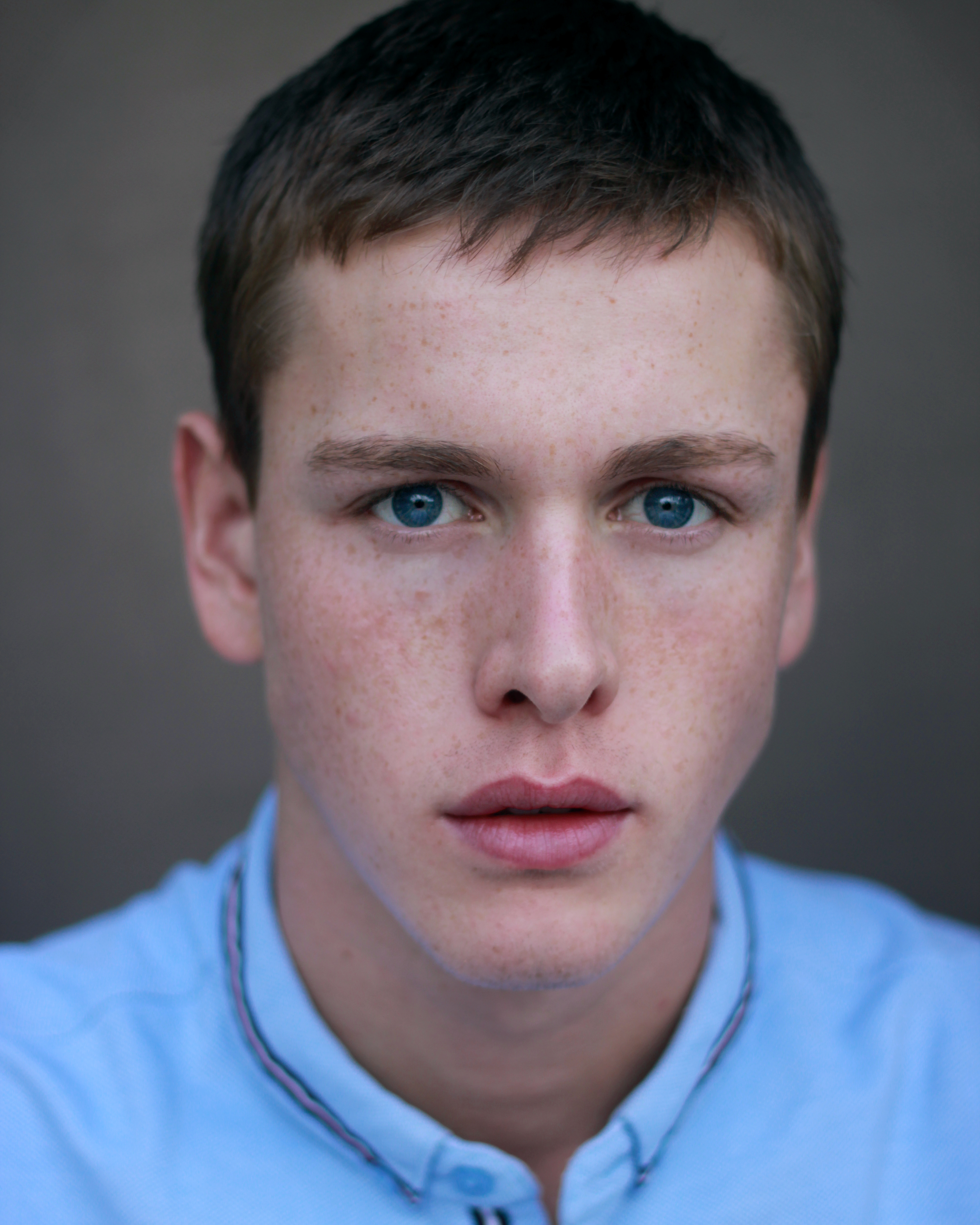 Фото - Харрис Дикинсон: 3456x4320 / 6044.21 Кб