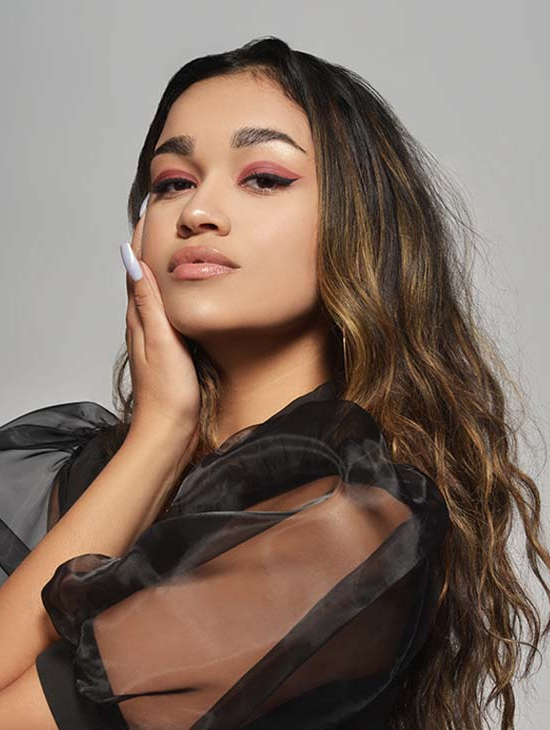 Фото - Мэдисон Бэйли: 550x730 / 232.79 Кб