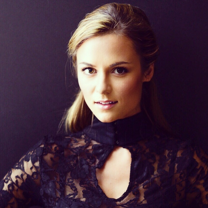 Фото - Ханна Ольденбург: 816x816 / 118 Кб