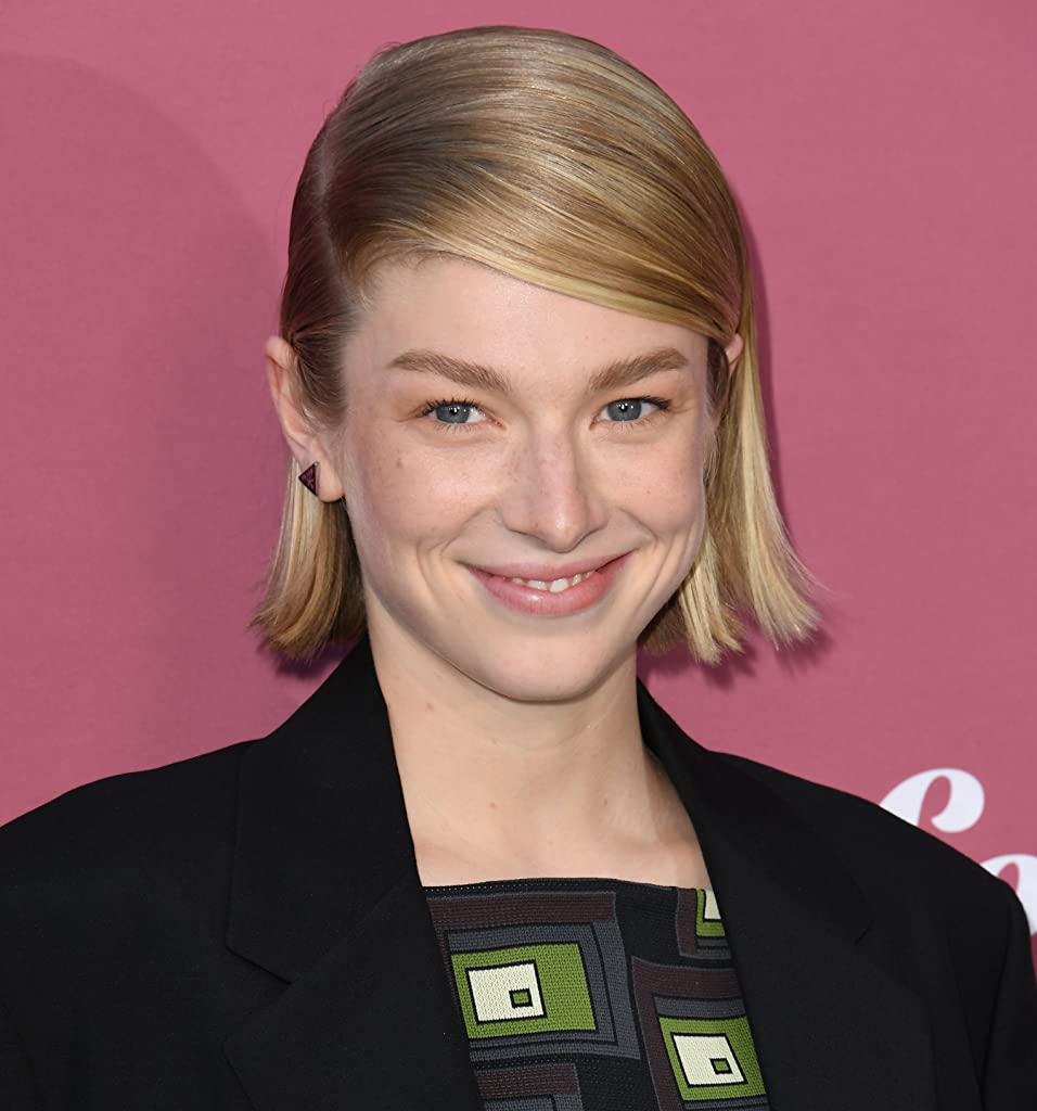 Фото - Хантер Шафер: 956x1024 / 65 Кб