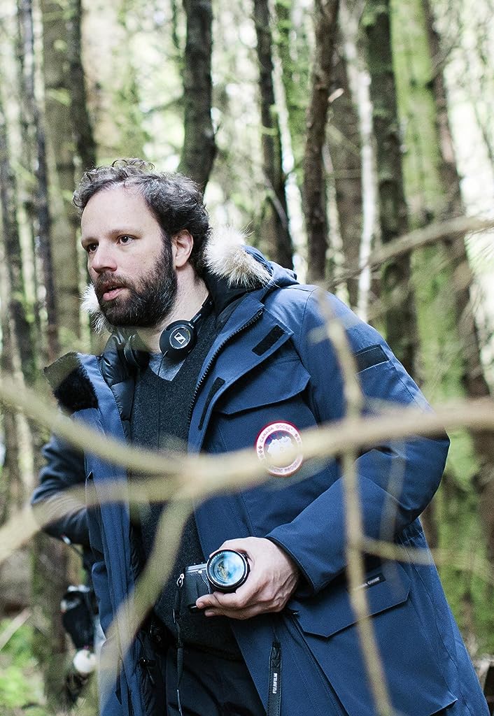 Фото - Йоргос Лантимос: 706x1024 / 126 Кб