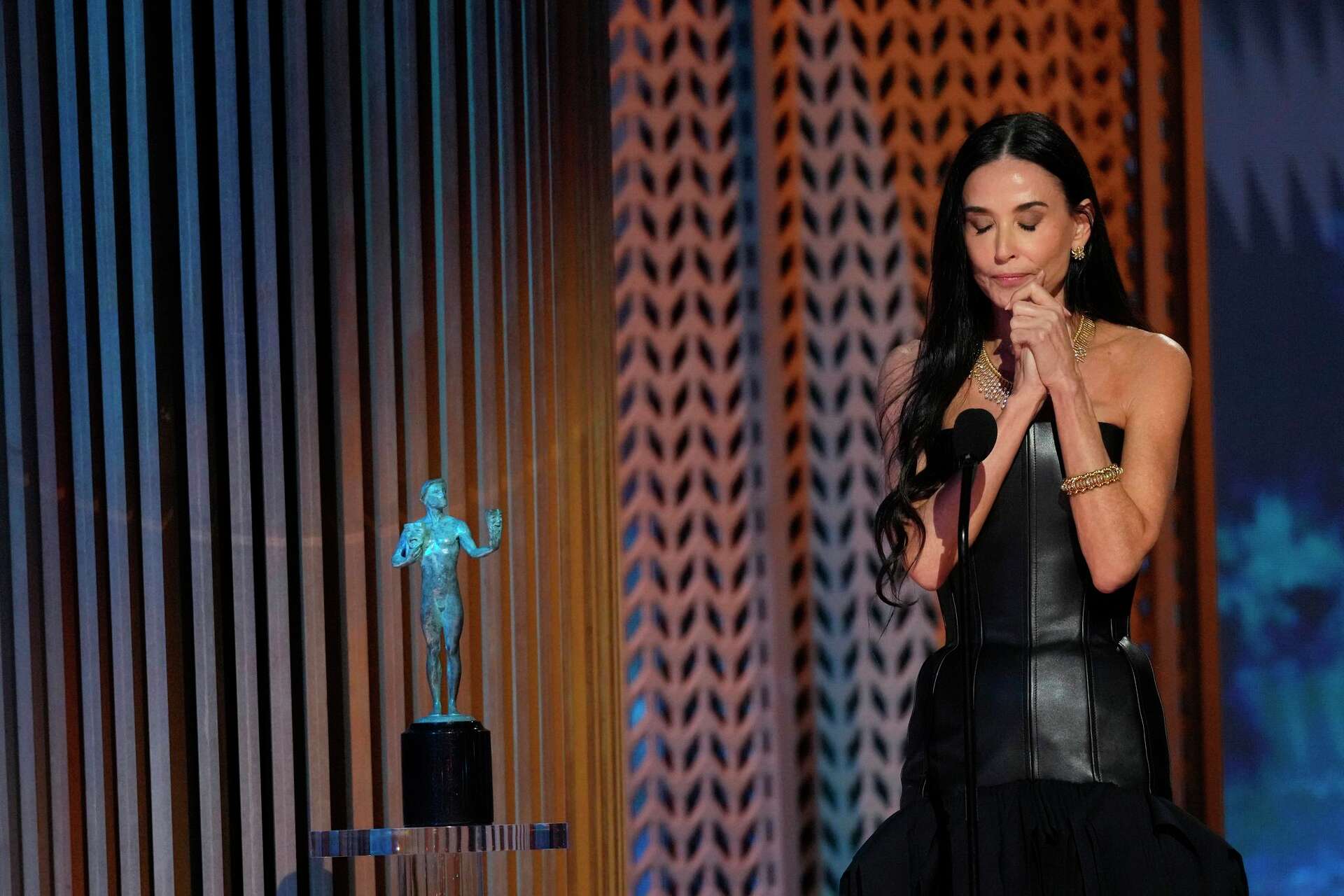 Фото - Деми Мур: 1920x1280 / 184.13 Кб