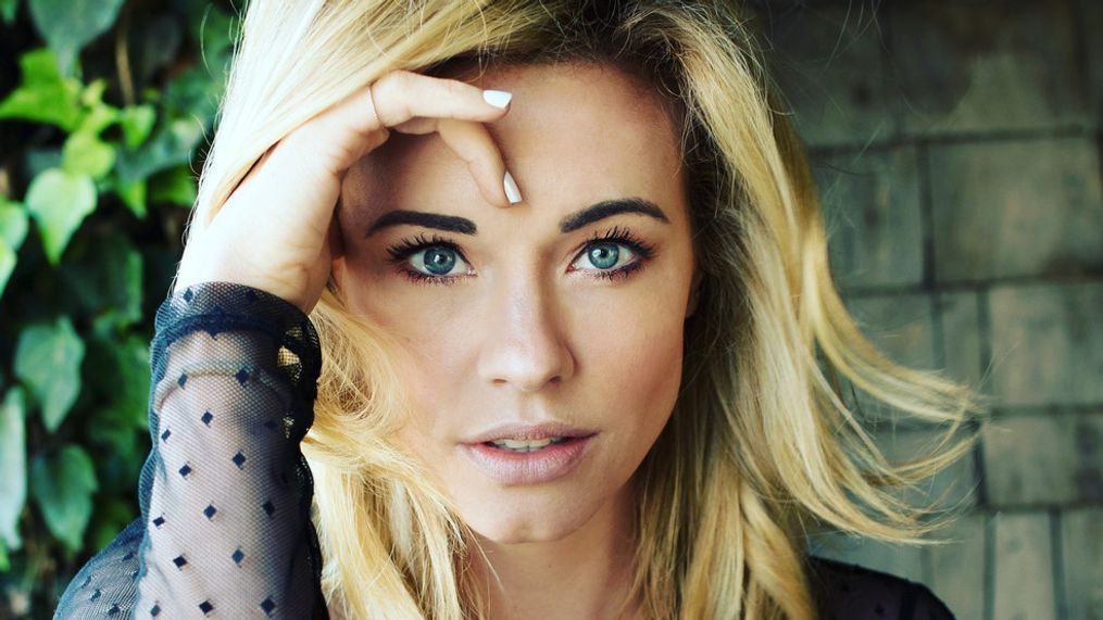 Фото - Молли Барнетт: 1015x571 / 88.54 Кб